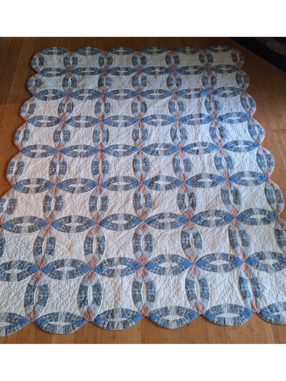 VTG Arch Quilts Double Wedding Ring Quilt Scalloped Edge Twin Floral Pink/Blue